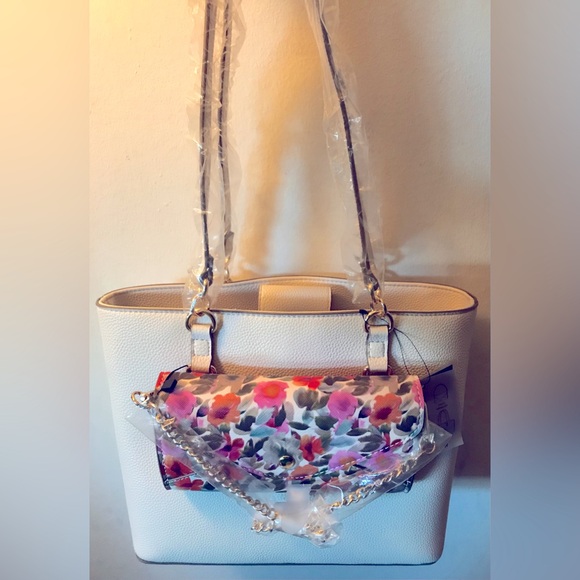 Nanette Lepore 2 in 1 tote bag - Picture 6 of 8